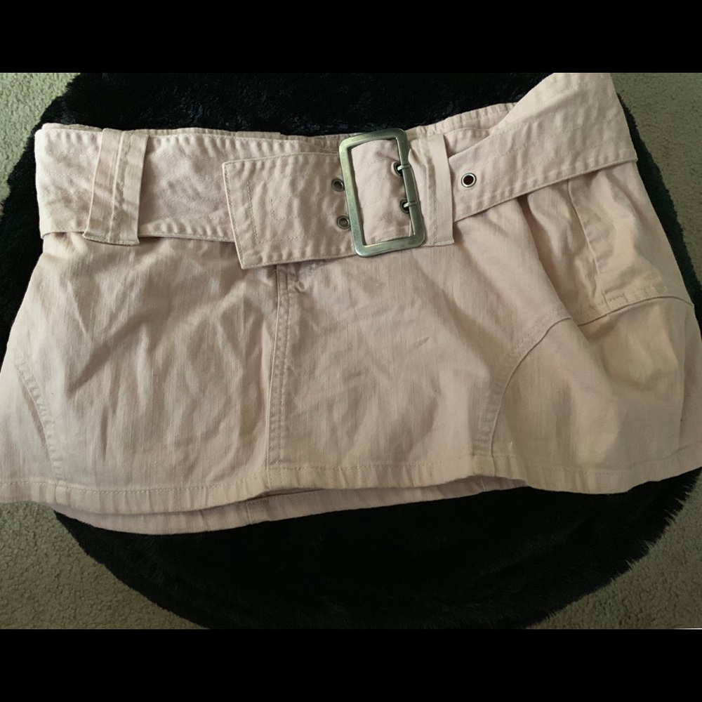 Beige pink belted mini skirt